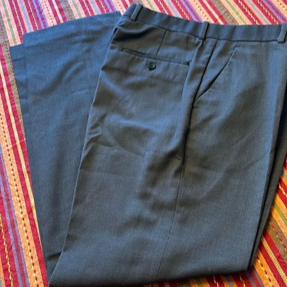 Perry Ellis Portfolio Men's 32x32 dress slacks